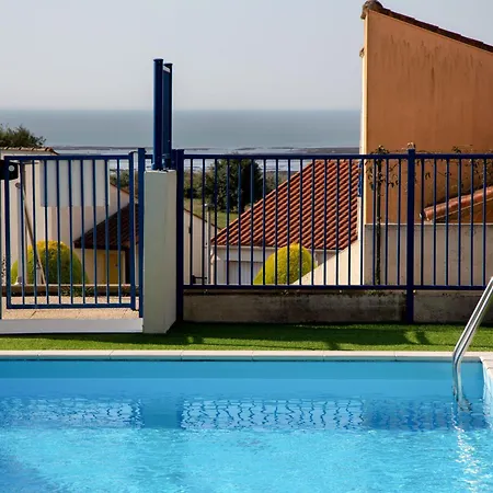 Port Saint-jacques By Interhome *